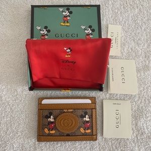 gucci mickey mouse card holder